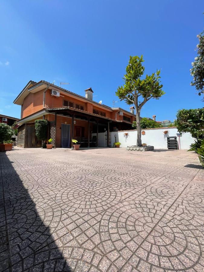 Villa Marina Torvaianica Εξωτερικό φωτογραφία